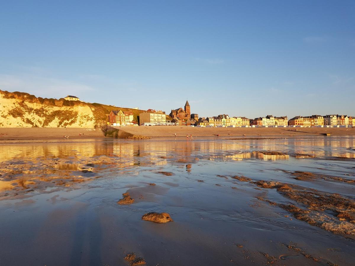 Plage A 50M Appartement Reves Tranquilles Villa Les Bains De Mers Exteriör bild