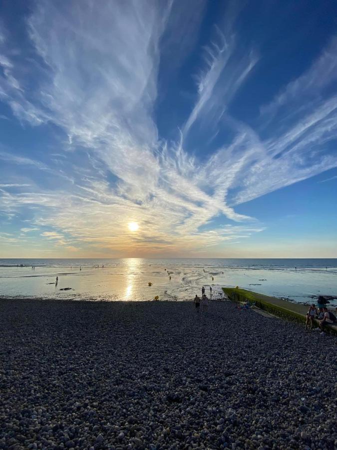 Plage A 50M Appartement Reves Tranquilles Villa Les Bains De Mers Exteriör bild